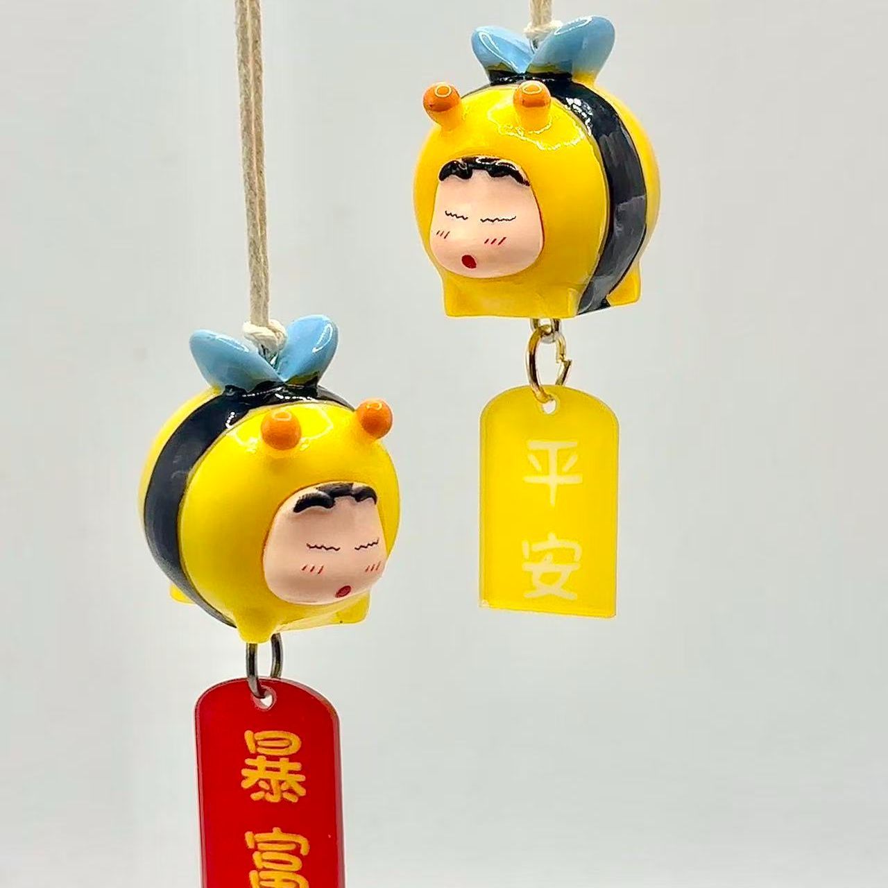 Crayon Shin-chan Bee Cosplay F - Car Accessories Company recension och pris