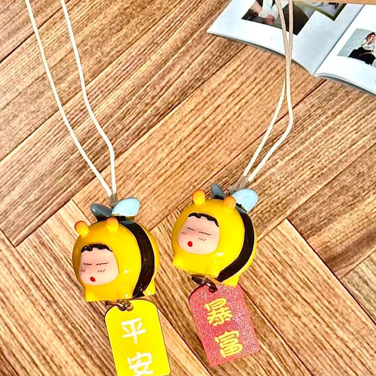 Crayon Shin-chan Bee Cosplay F - Car Accessories Company recension och pris